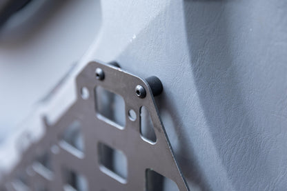 secure mounting hardware panel comes with powder coating and black mounting hardware